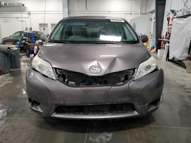 2012 Toyota Sienna LE