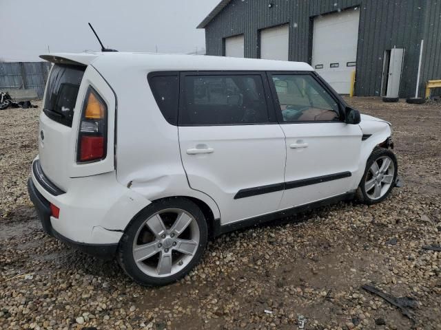 2011 KIA Soul +