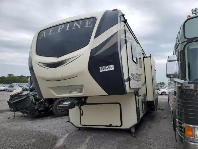 2020 Alpine 5th Wheel