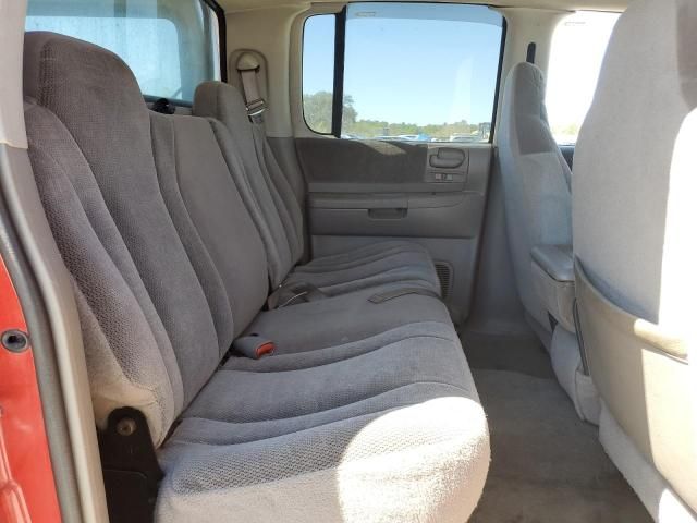 2004 Dodge Dakota Quad SLT