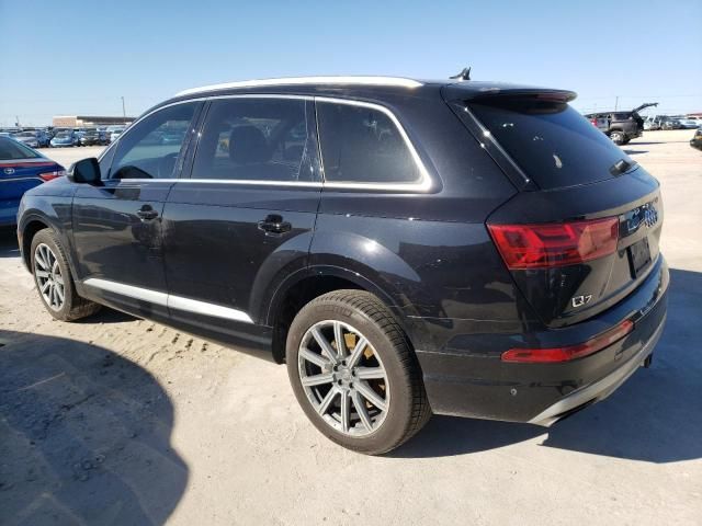 2019 Audi Q7 Prestige