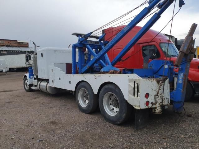 1984 Freightliner FLC TOW Truck