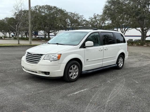 2008 Chrysler Town & Country