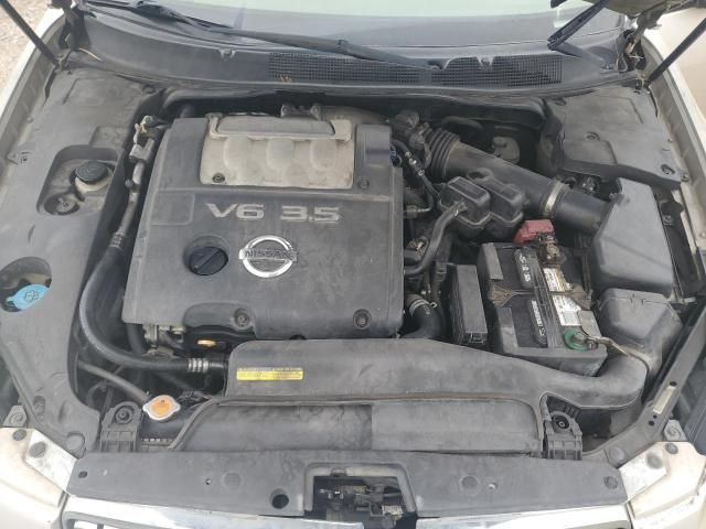 2005 Nissan Maxima SE