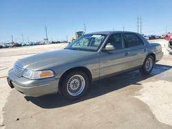 2001 Ford Crown Victoria LX en venta en Haslet, TX