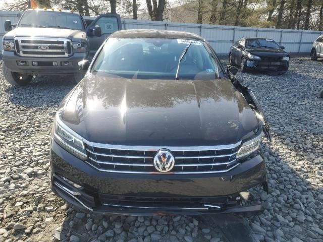 2017 Volkswagen Passat SEL Premium