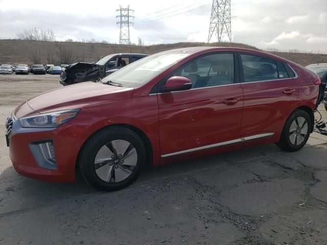 2022 Hyundai Ioniq SE