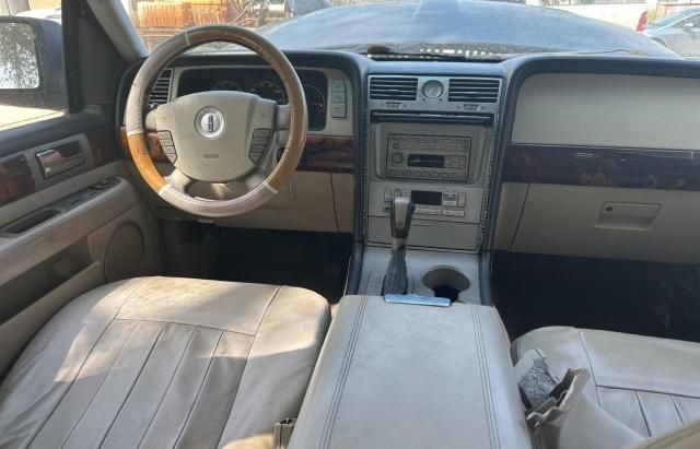 2003 Lincoln Navigator