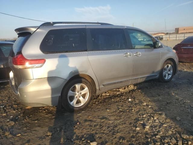 2012 Toyota Sienna LE