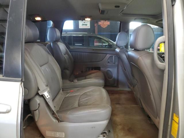 2008 Toyota Sienna XLE