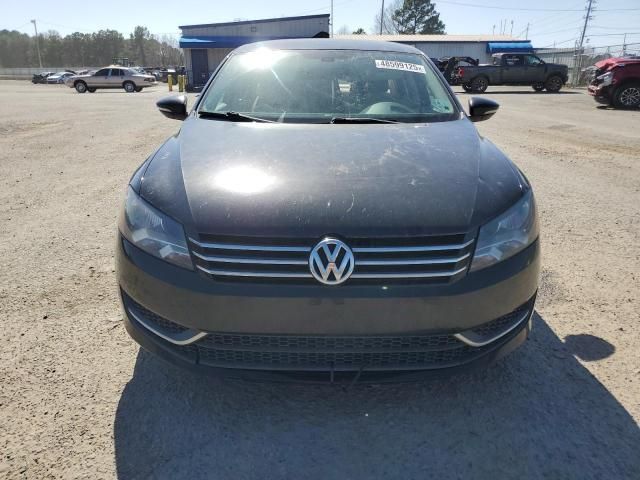 2012 Volkswagen Passat SE