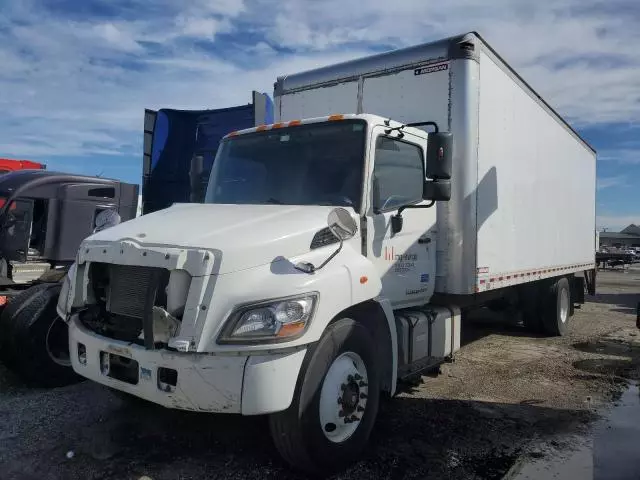 2018 Hino 268A BOX Truck