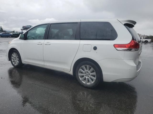 2014 Toyota Sienna LE