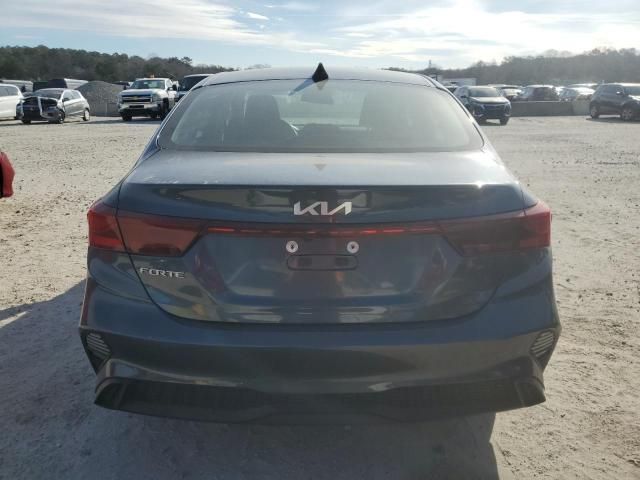 2023 KIA Forte LX