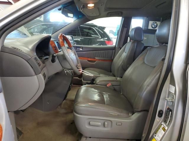 2008 Toyota Sienna XLE