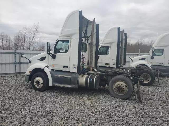 2016 Peterbilt 579