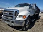 2005 Ford F750 Super Duty Flatbed Truck