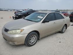 Carros salvage sin ofertas aún a la venta en subasta: 2006 Toyota Camry LE