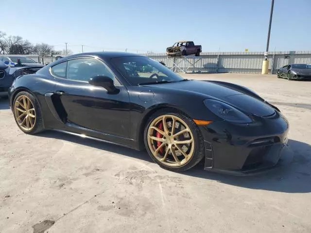 2020 Porsche Cayman GT4