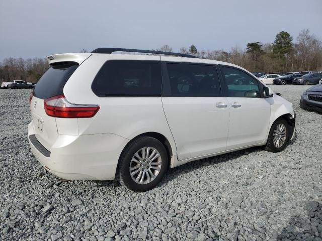 2015 Toyota Sienna XLE