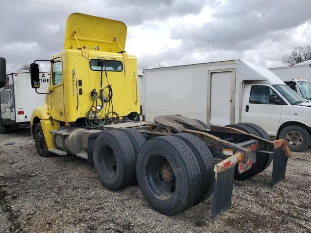 2016 Freightliner Columbia 120 Semi Truck