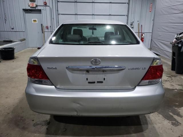 2005 Toyota Camry LE