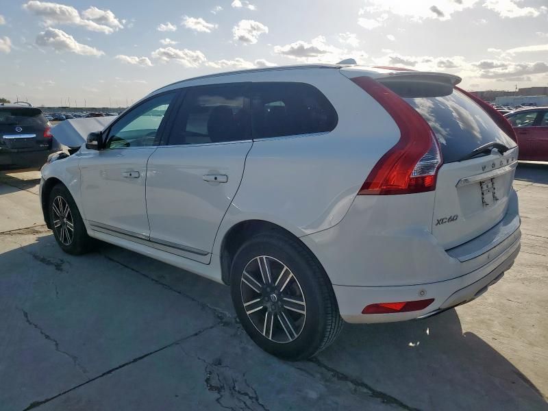 2017 Volvo XC60 T5 Dynamic