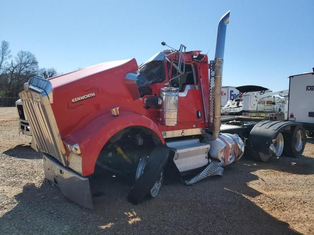 2012 Kenworth W900 Semi Truck