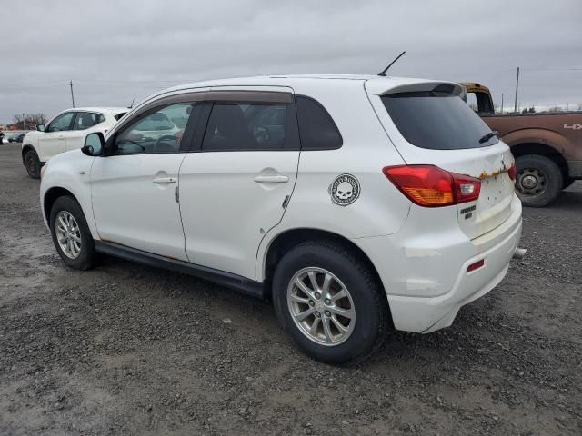 2011 Mitsubishi RVR SE