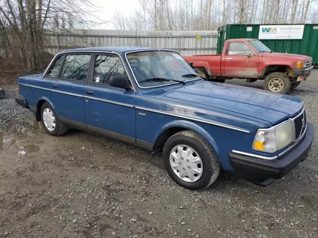 1990 Volvo 240 Base