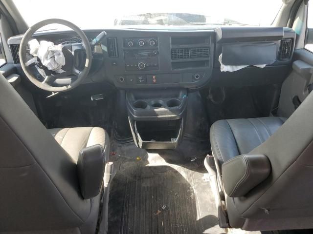 2013 Chevrolet Express G2500