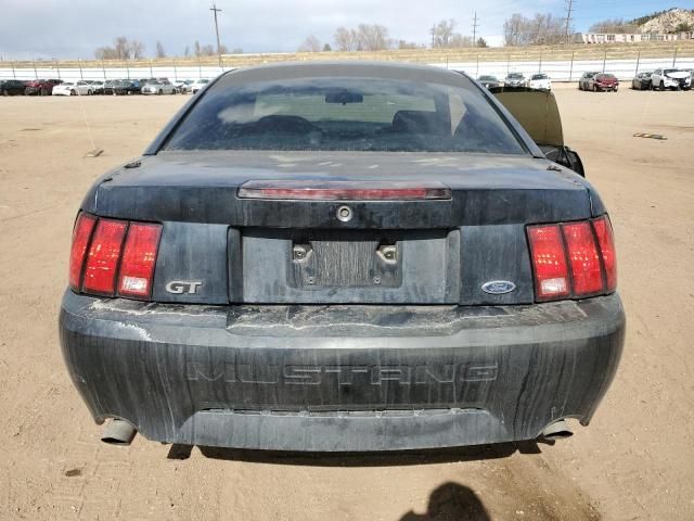 2000 Ford Mustang GT