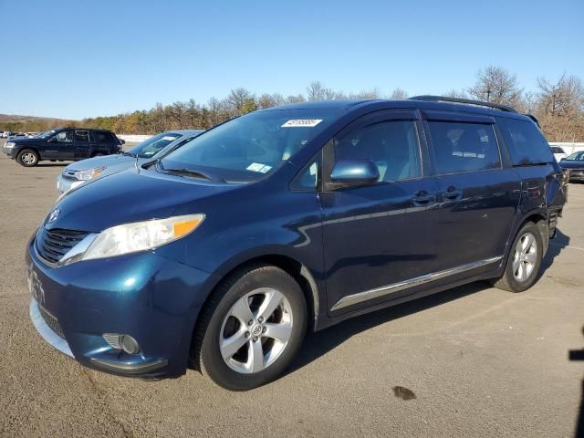 2011 Toyota Sienna LE