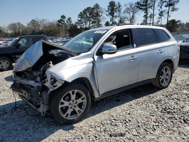 2014 Mitsubishi Outlander SE