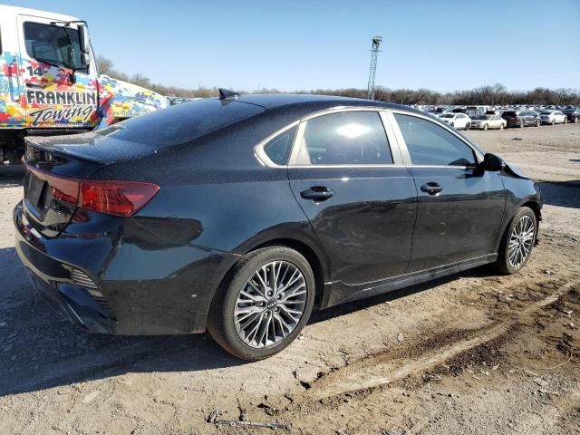 2023 KIA Forte GT Line