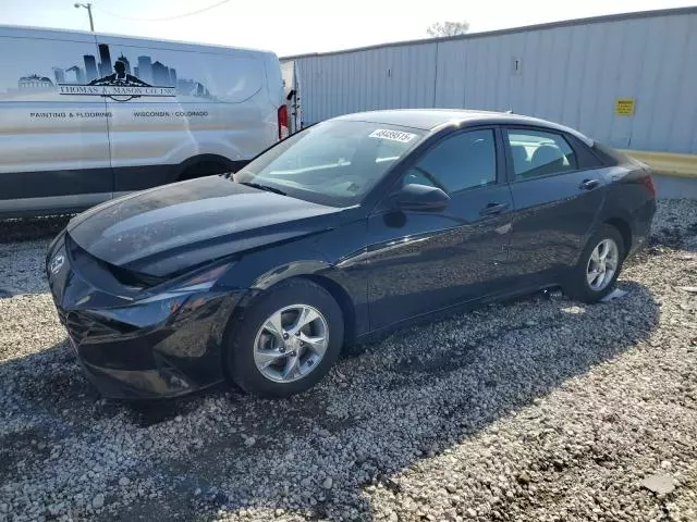 2021 Hyundai Elantra SE