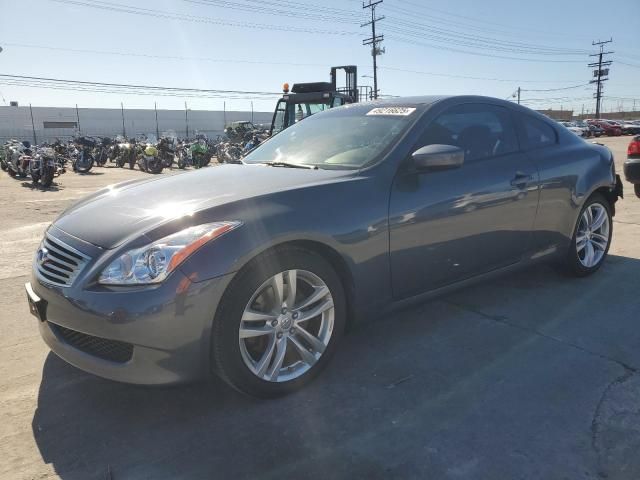 2010 Infiniti G37 Base