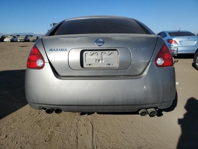 2004 Nissan Maxima SE