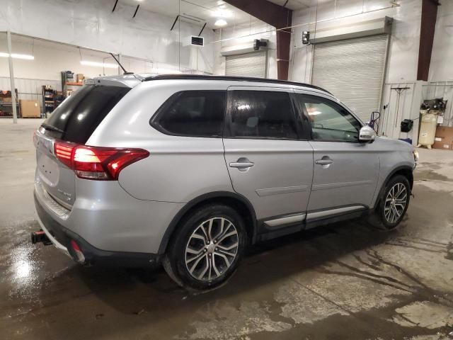 2016 Mitsubishi Outlander SE