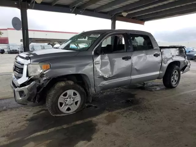 2015 Toyota Tundra Crewmax SR5