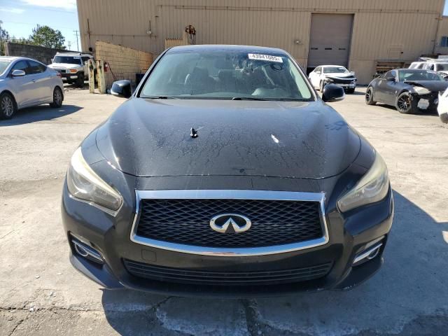 2015 Infiniti Q50 Base