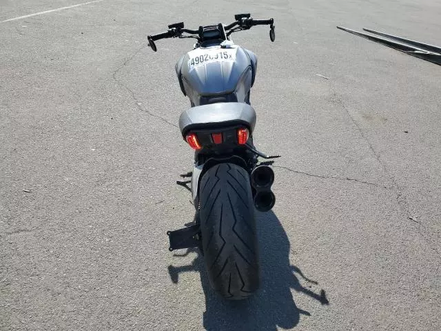 2015 Ducati Diavel