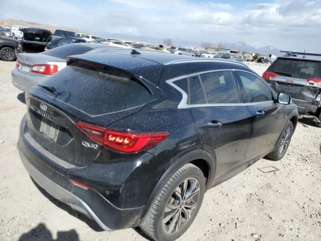 2017 Infiniti QX30 Base