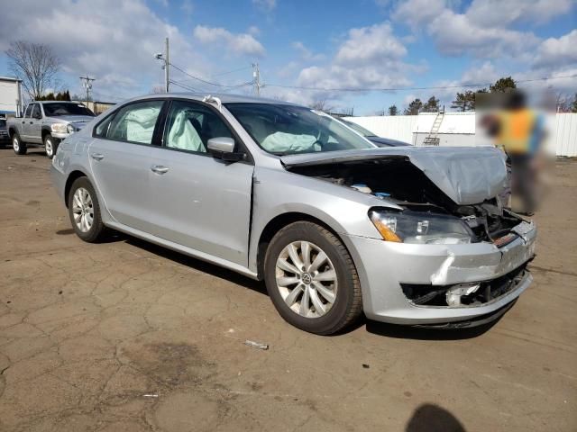 2015 Volkswagen Passat S