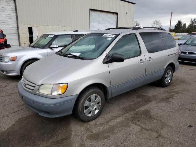 2003 Toyota Sienna CE