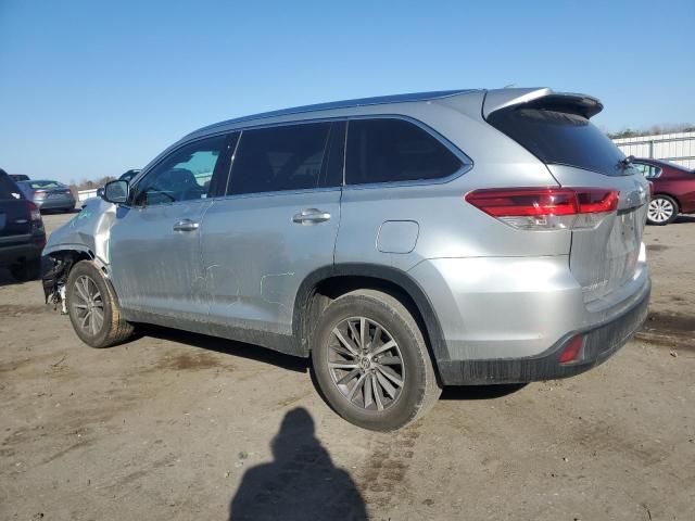 2019 Toyota Highlander SE