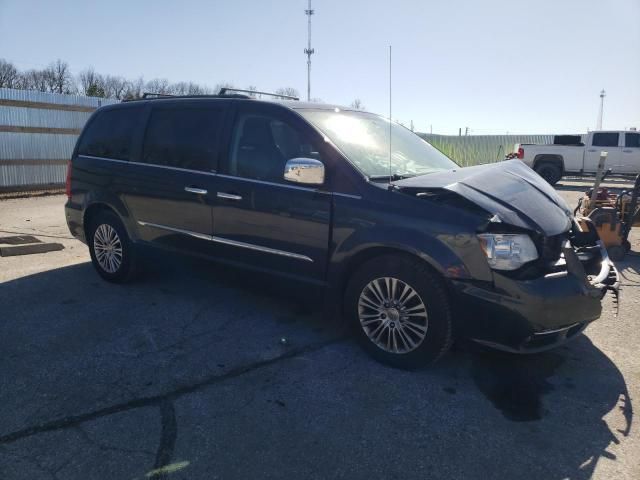 2013 Chrysler Town & Country Touring L