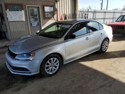 Salvage cars for sale at Fort Wayne, IN auction: 2015 Volkswagen Jetta SE