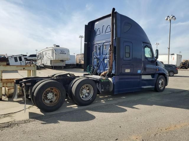 2014 Freightliner Cascadia 125