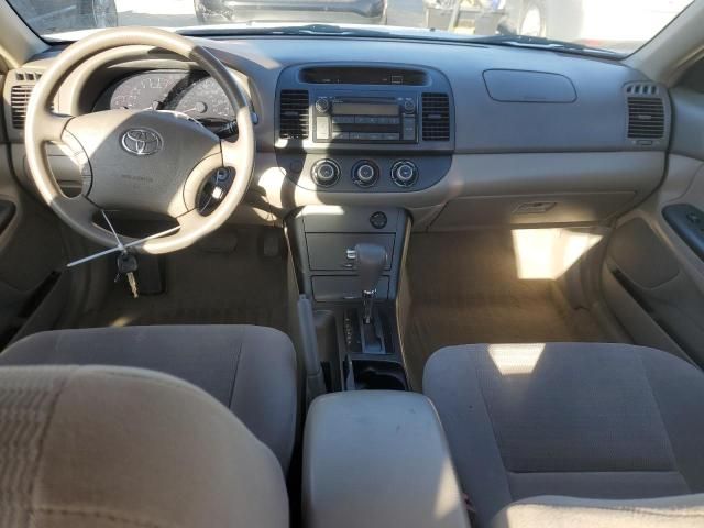 2005 Toyota Camry LE